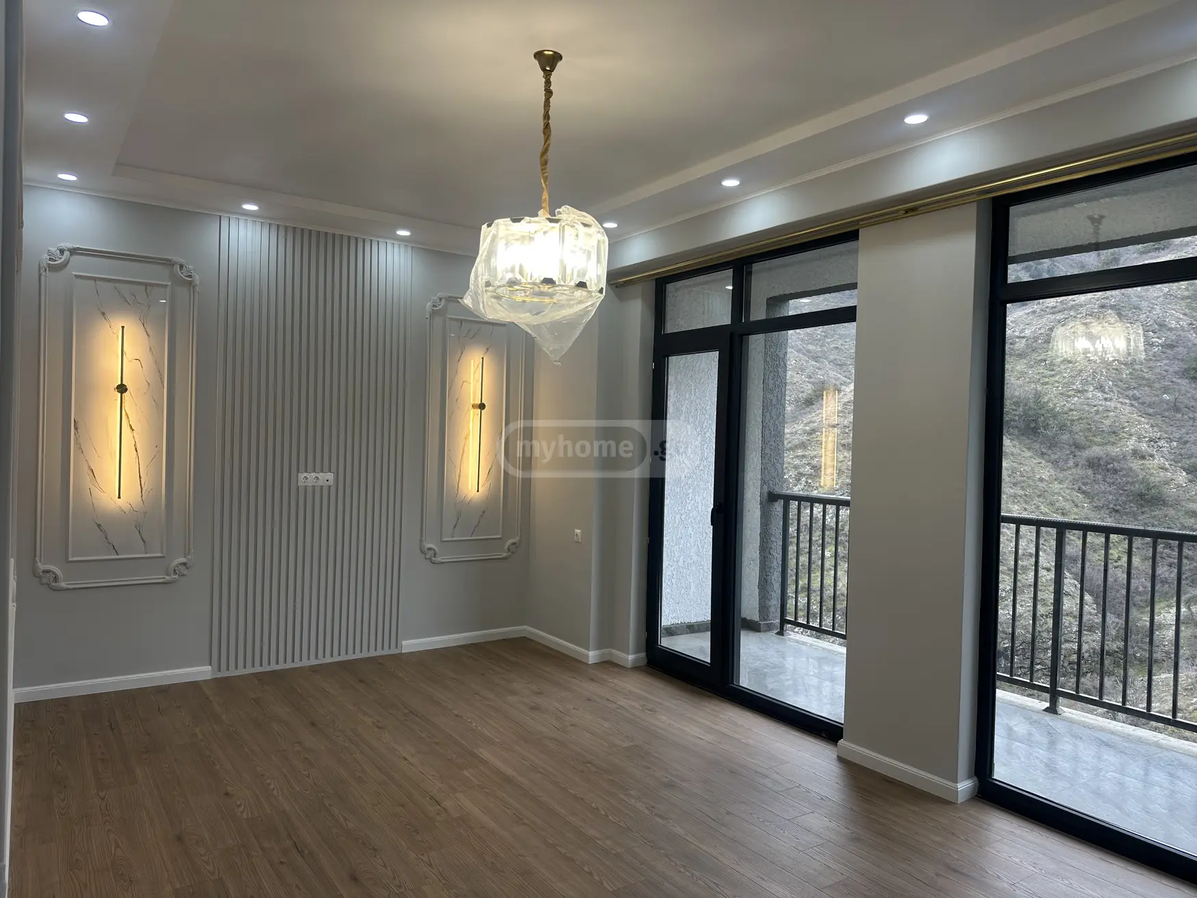  იყიდება 3 ოთახიანი  ბინა ორთაჭალაში  გორგასლის ჩიხში 