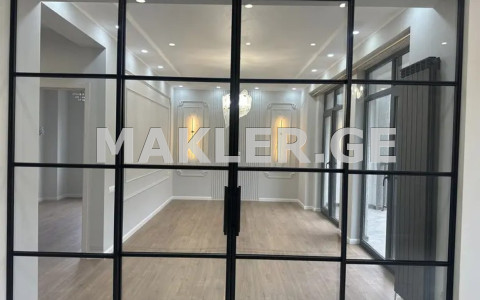  Продается 3 комнатная  Квартира в Ортачале  на ул. Горгасали 