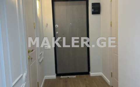  Продается 3 комнатная  Квартира в Ортачале  на ул. Горгасали 