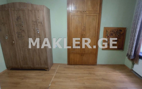 ქირავდება 3 ოთახიანი  ბინა ჩუღურეთის რაიონში  თამარ მეფის გამზირზე 