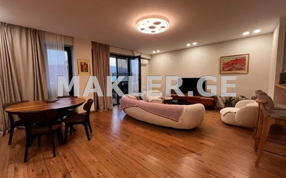  For Sale 5 room  Apartment in Vake dist.  in Xomli st. 
