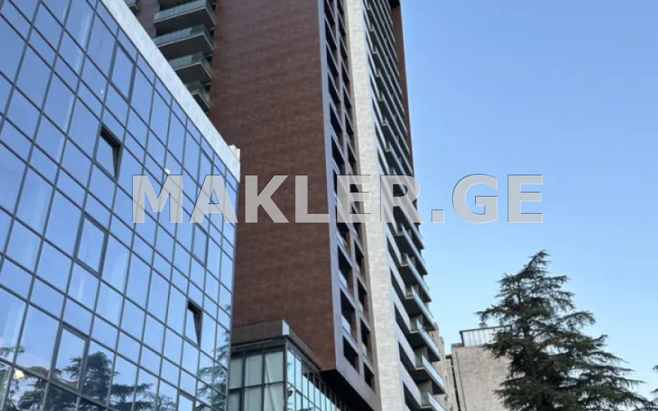  For Sale 3 room  Apartment in Saburtalo dist.  in Tamarashvili st. 