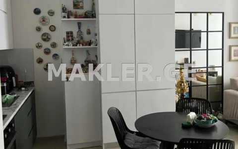  Продается 2 комнатная  Квартира в Сабуртало  на ул. Миндели 