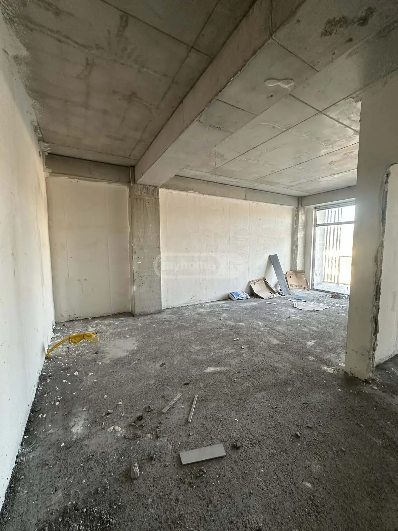  Satılık 3   Daire near the Lisi lake  