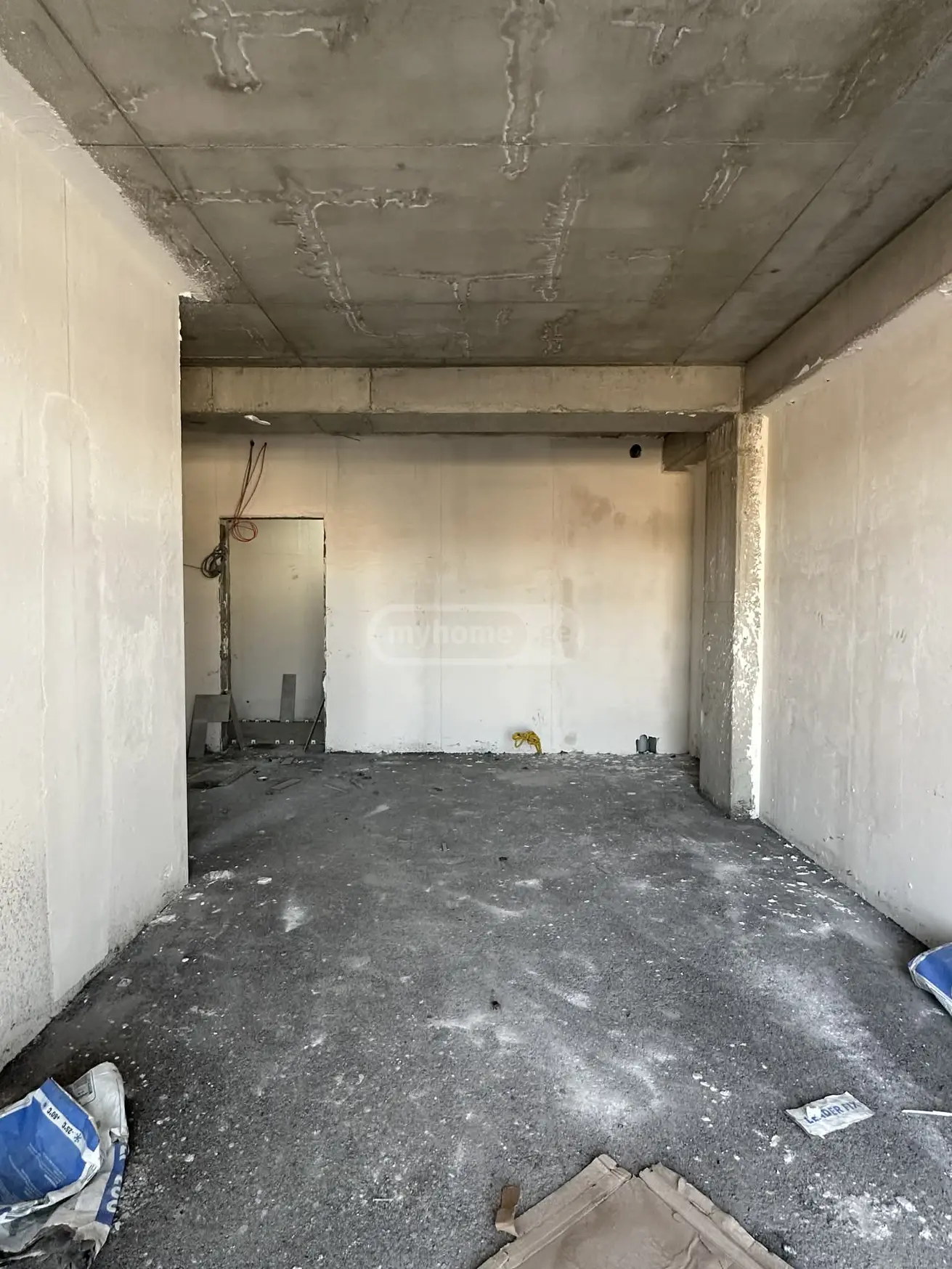  Satılık 3   Daire near the Lisi lake  