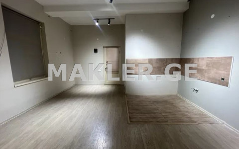  იყიდება 2 ოთახიანი  ბინა მთაწმინდაზე (ძველ თბილისში)  ათონელის ქუჩაზე 