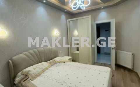  იყიდება 2 ოთახიანი  ბინა ორთაჭალაში  არტურ ლაისტის ქუჩაზე 