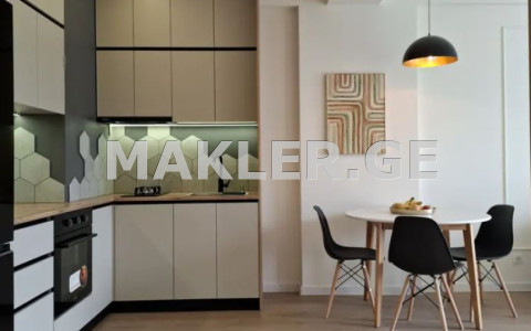  იყიდება 2 ოთახიანი  ბინა ორთაჭალაში  ნადიკვარის ქუჩაზე 