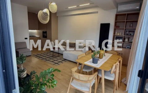  Продается 2 комнатная  Квартира в Сабуртало  на ул. Университетская 