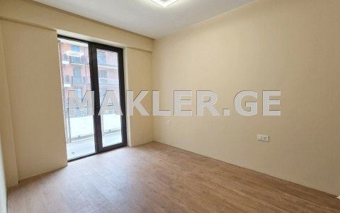  Продается 3 комнатная  Квартира в Сабуртало  на ул. Фермцерта 