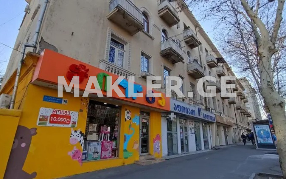  Продается 2 комнатная  Квартира в Сабуртало  на пр. Ал. Казбеги 