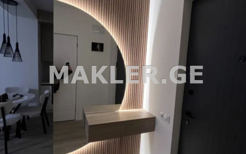  იყიდება 2 ოთახიანი  ბინა ორთაჭალაში  ნადიკვარის ქუჩაზე 