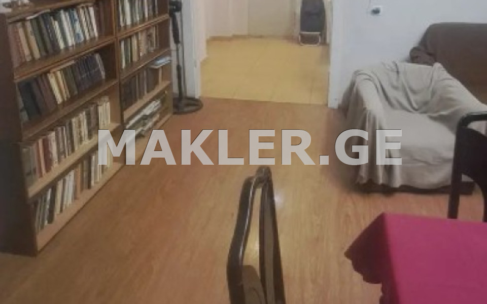  Продается 3 комнатная  Квартира в Сабуртало  на ул. Готуа 