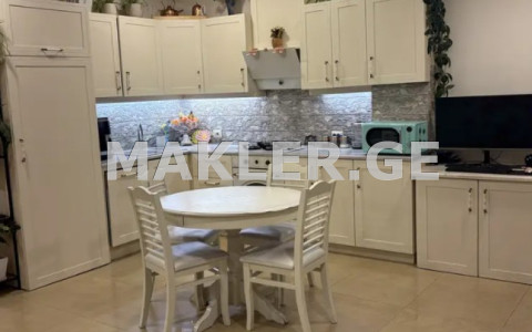  Продается 4 комнатная  Квартира в Сабуртало