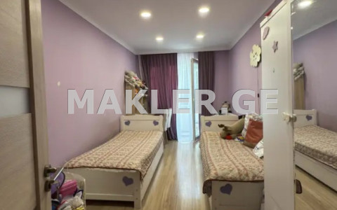  Продается 3 комнатная  Квартира в Сабуртало  на ул. С. Цинцадзе 