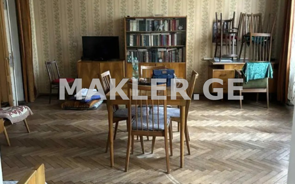  Продается 2 комнатная  Квартира в Сабуртало  на пр. Важа-Пшавела 