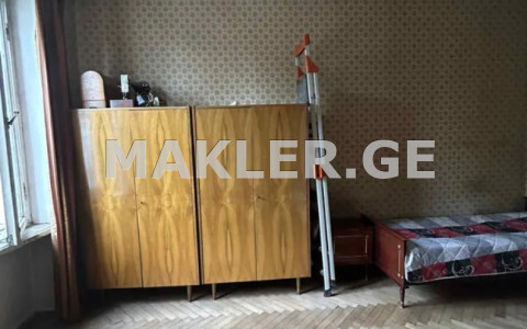  Продается 2 комнатная  Квартира в Сабуртало  на пр. Важа-Пшавела 