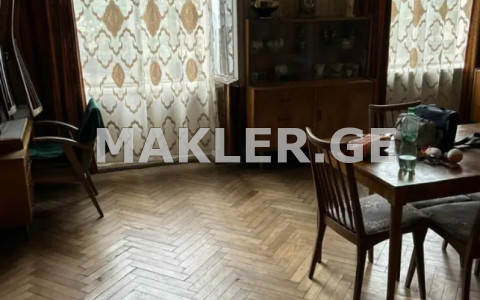  Продается 2 комнатная  Квартира в Сабуртало  на пр. Важа-Пшавела 