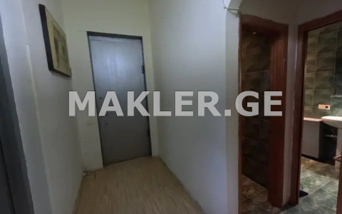  Продается 2 комнатная  Квартира в Сабуртало  на ул. Хвичия 