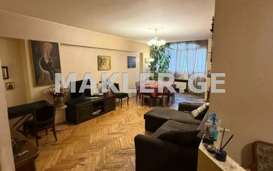  Satılık 3   Daire in Saburtalo dist.  in Dolidze st. 