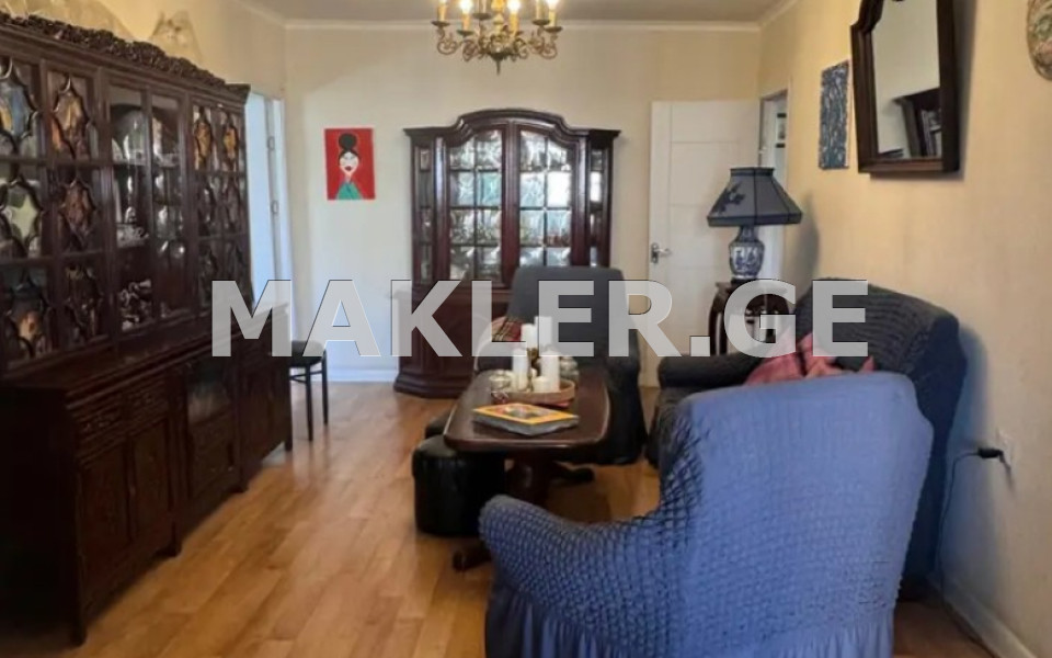  Продается 3 комнатная  Квартира в Сабуртало  на ул. Д.Гамрекели 