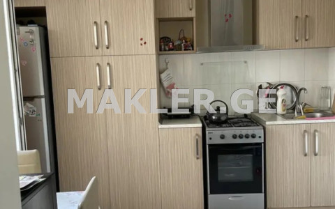  Продается 3 комнатная  Квартира в Сабуртало  на ул. Миндели 