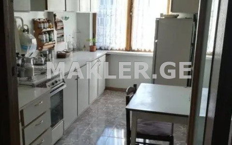  Продается 3 комнатная  Квартира в Сабуртало  на ул. Ташкентская 