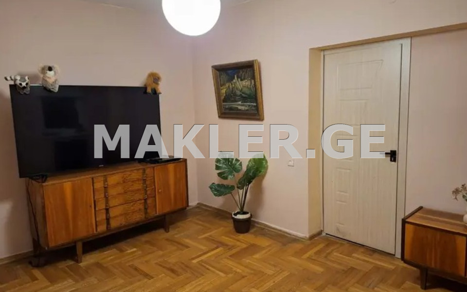  Satılık 3   Daire in Saburtalo dist.  in Mindeli st. 