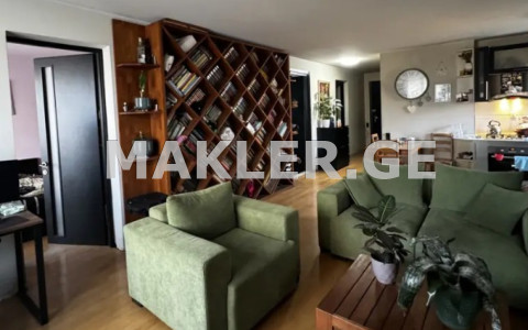  Satılık 4   Daire in Saburtalo dist.  in Sairme st. 