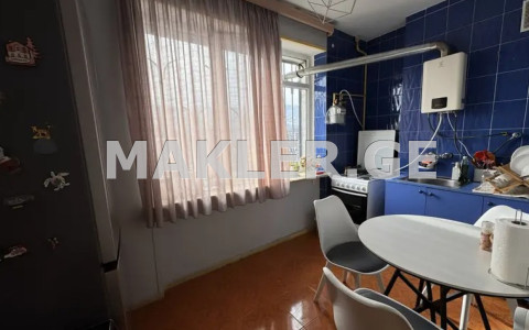  Продается 2 комнатная  Квартира в Сабуртало  на ул. Саирме 