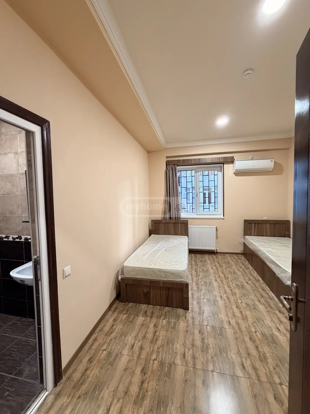  For Rent 11 room  Apartment in Vera dist.  in Kostava st. 