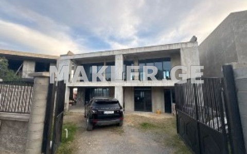  For Sale 890 m² space Private House near the Lisi lake  in Togo Gudava Street 