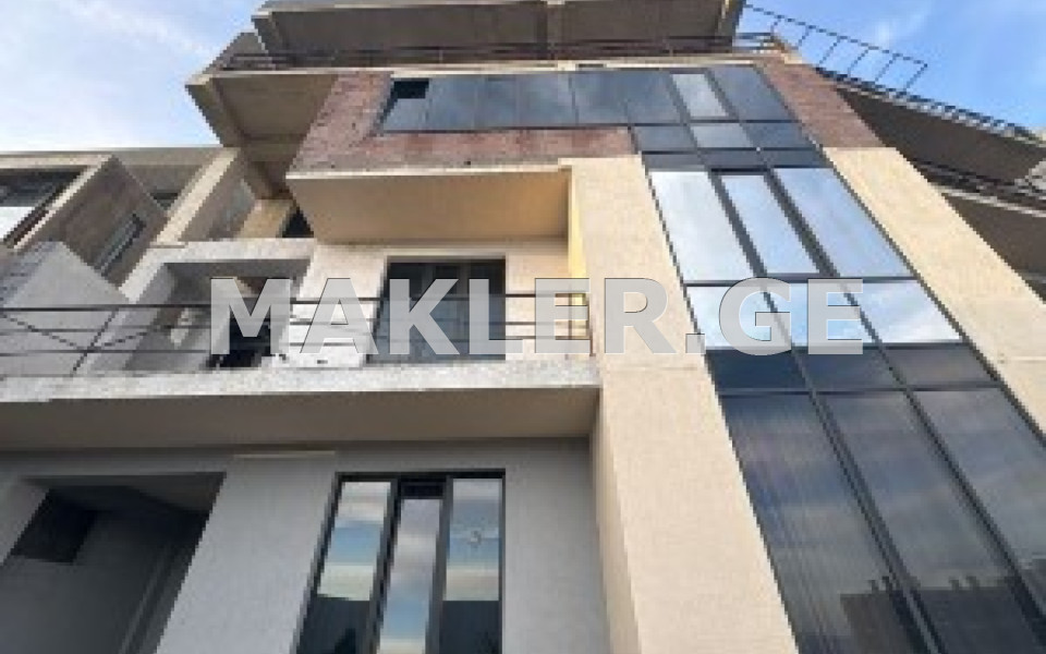  For Sale 890 m² space Private House near the Lisi lake  in Togo Gudava Street 