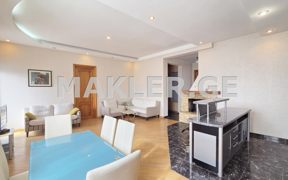  Продается 3 комнатная  Квартира на Плато Нуцебидзе  