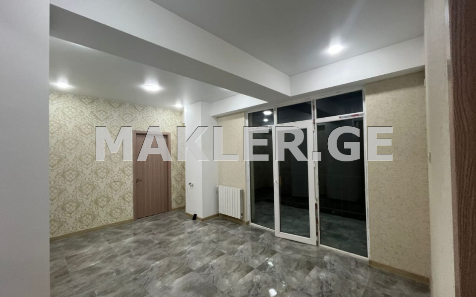  Продается 3 комнатная  Квартира в Дидубе  на ул. Кедия 