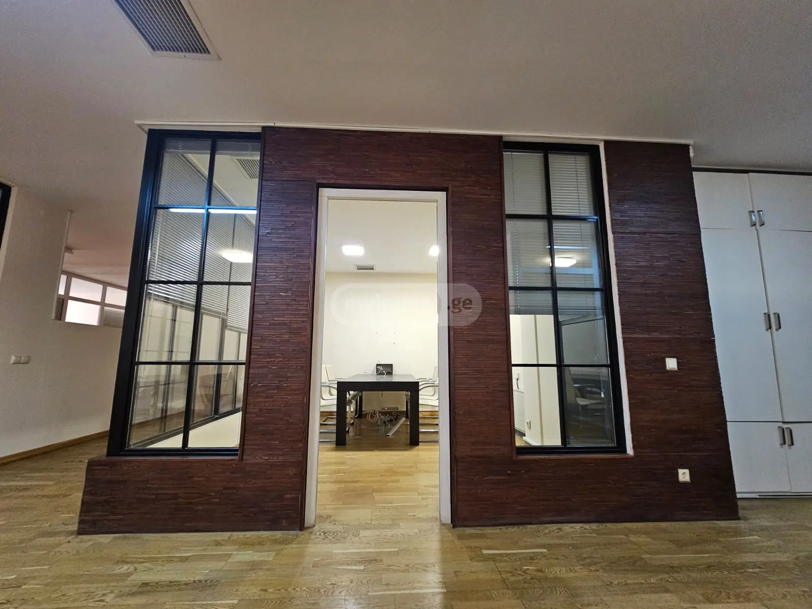  For Rent 240 m² space Office in Mtatsminda dist. (Old Tbilisi)  in Besiki st. 
