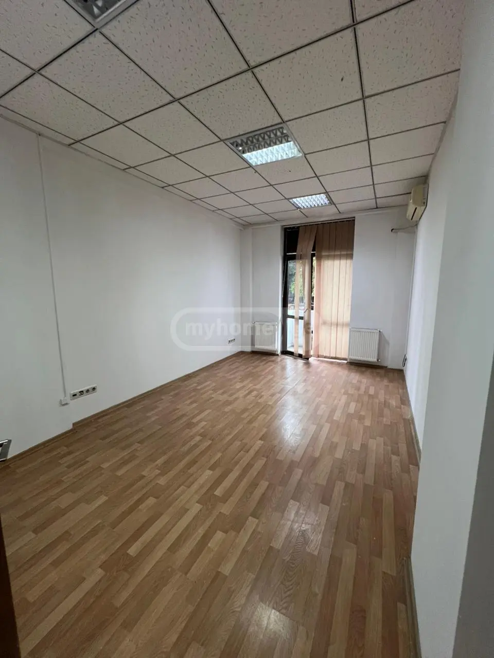  Сдаётся 150 m² площадь Коммерческая площадь в Ваке  на пр. И. Чавчавадзе 