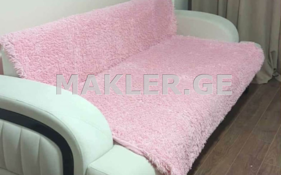  იყიდება 2 ოთახიანი  ბინა ისანში  ბერი გაბრიელ სალოსის გამზირზე 