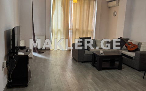  იყიდება 2 ოთახიანი  ბინა საბურთალოზე  სულხან ცინცაძის ქუჩაზე 