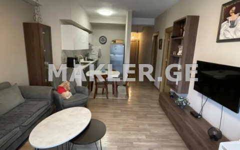  For Sale 4 room  Apartment in Saburtalo dist.  in Tamarashvili st. 