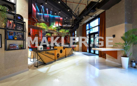  იყიდება 5172 m² ფართობის კომერციული ფართი ჩუღურეთის რაიონში  აღმაშენებლის გამზირზე 