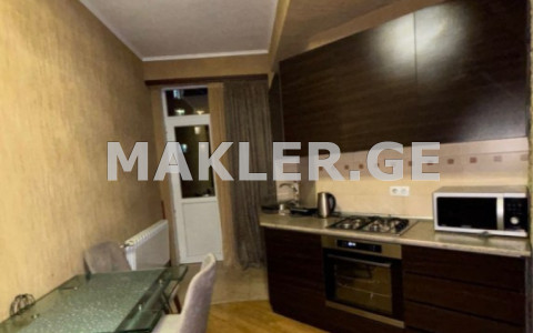  იყიდება 3 ოთახიანი  ბინა საბურთალოზე  ფანასკერტელ-ციციშვილის ქუჩაზე 