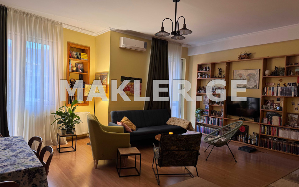  For Sale 2 room  Apartment in Saburtalo dist.  in O. Lortkipanodze st. 