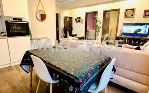  Продается 3 комнатная  Квартира в Сабуртало  на ул. Ана Политковская 