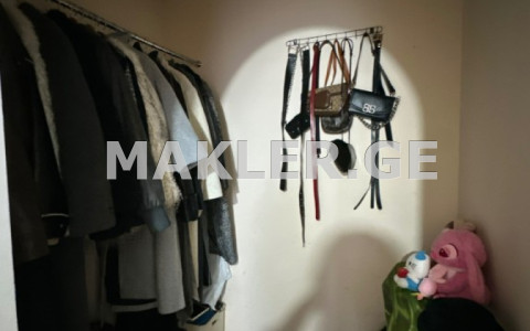  Продается 3 комнатная  Квартира в Сабуртало  на ул. Мицкевича 