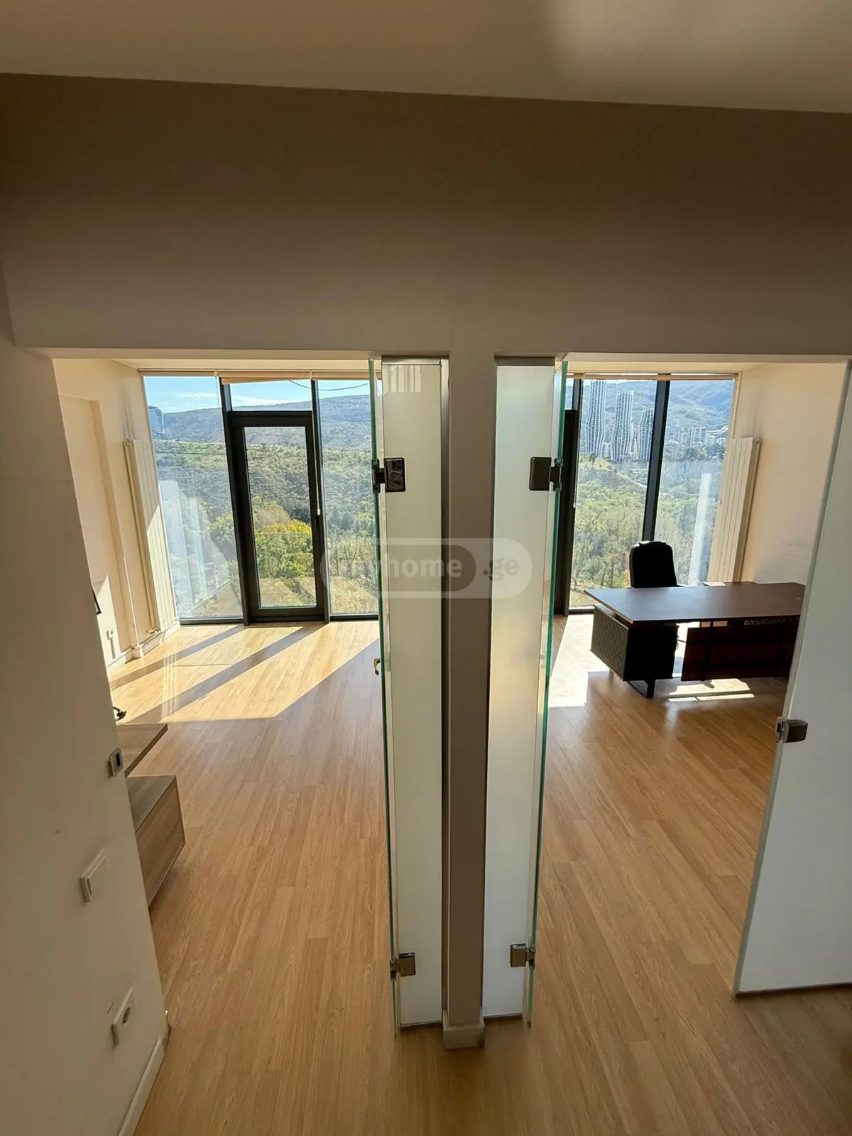  Kiralık 260 m²  İşyeri in Saburtalo dist.  in Tamarashvili st. 