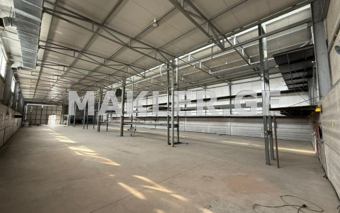  ქირავდება 772 m² ფართობის კომერციული ფართი ლილოში