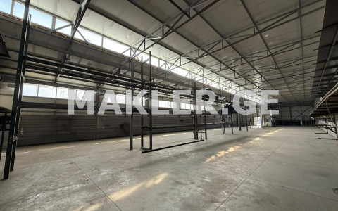  ქირავდება 772 m² ფართობის კომერციული ფართი ლილოში