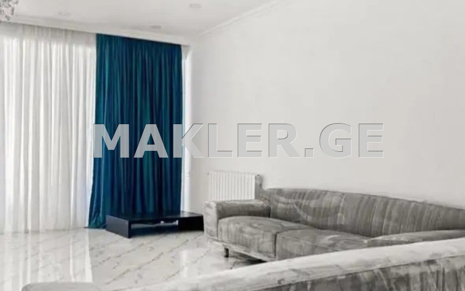  Сдаётся 3 комнатная  Квартира в Ваке  на ул. Палиашвили 