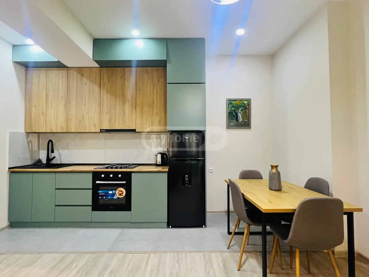  Сдаётся 2 комнатная  Квартира в Сабуртало  на ул. Панаскертели-Цицишвили 